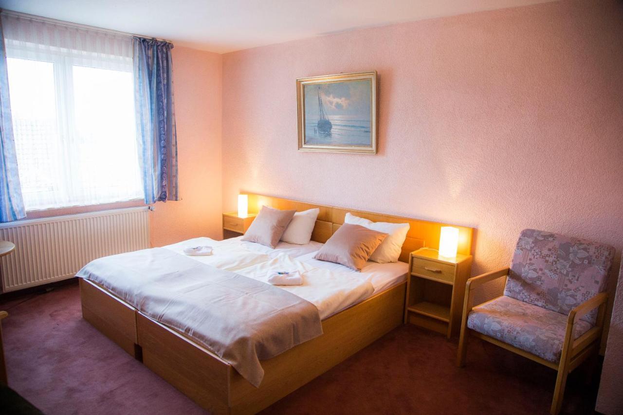 Hotel Stadt Пайне Екстер'єр фото